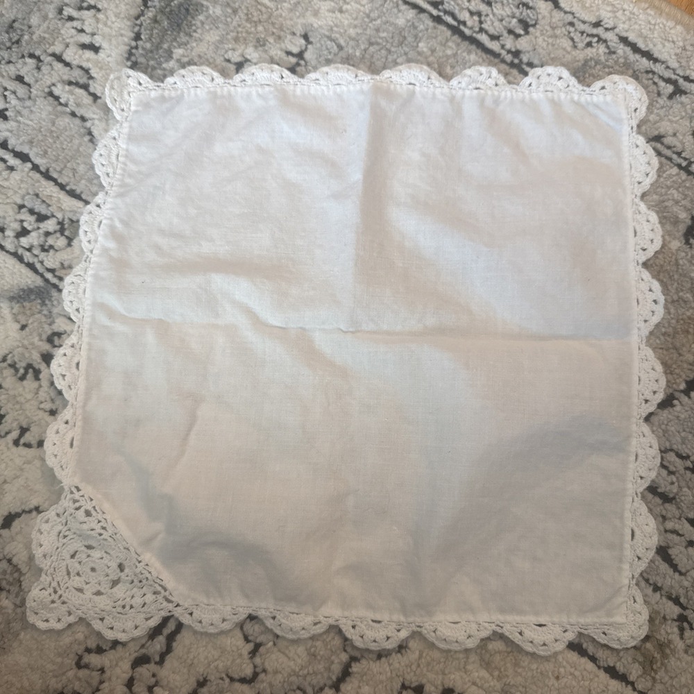 GORGEOUS LOT OF *17* VINTAGE LADIES WHITE WEDDING BRIDE HANKIES-LACE,EMBROIDERY